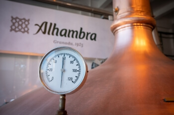 Alhambra consolida su expansión nacional y crece a doble dígito impulsada por su liderazgo en el segmento premium de cerveza