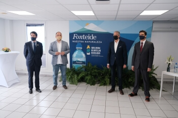 Fonteide lanza su primera botella hecha 100% de plástico reciclado