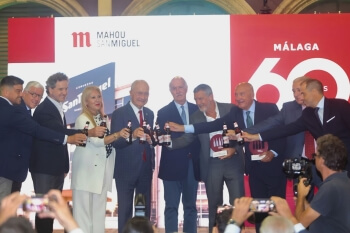 Mahou San Miguel reconoce a Antonio Banderas, al Ayuntamiento de Málaga, al Unicaja Baloncesto y a Manuel Villafaina por su contribución al desarrollo de la provincia
